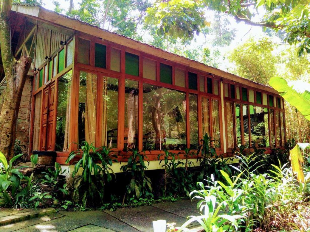 Taman liburan Imah Seniman